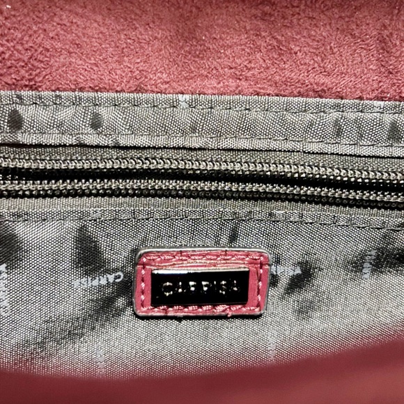 Elegant Croc-Embossed Suede Crossbody Burgundy Flap Ring Hardware 2 Straps - Picture 14 of 16